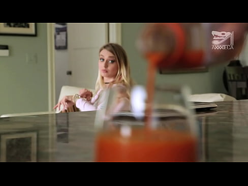 ❤️ Intombazana eshushu enamabele amakhulu kunye ne-pussy eqinile ifumana inkuku kwilahleko, kodwa inzima kakhulu Ividiyo ephuma ezimpundu kwi-xh.pornhills-com.ru ❌