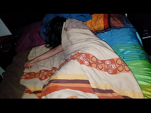 ❤️ UStepson ethuka umama wakhe omncinci ngoxa elele. Ividiyo ephuma ezimpundu kwi-xh.pornhills-com.ru ❌